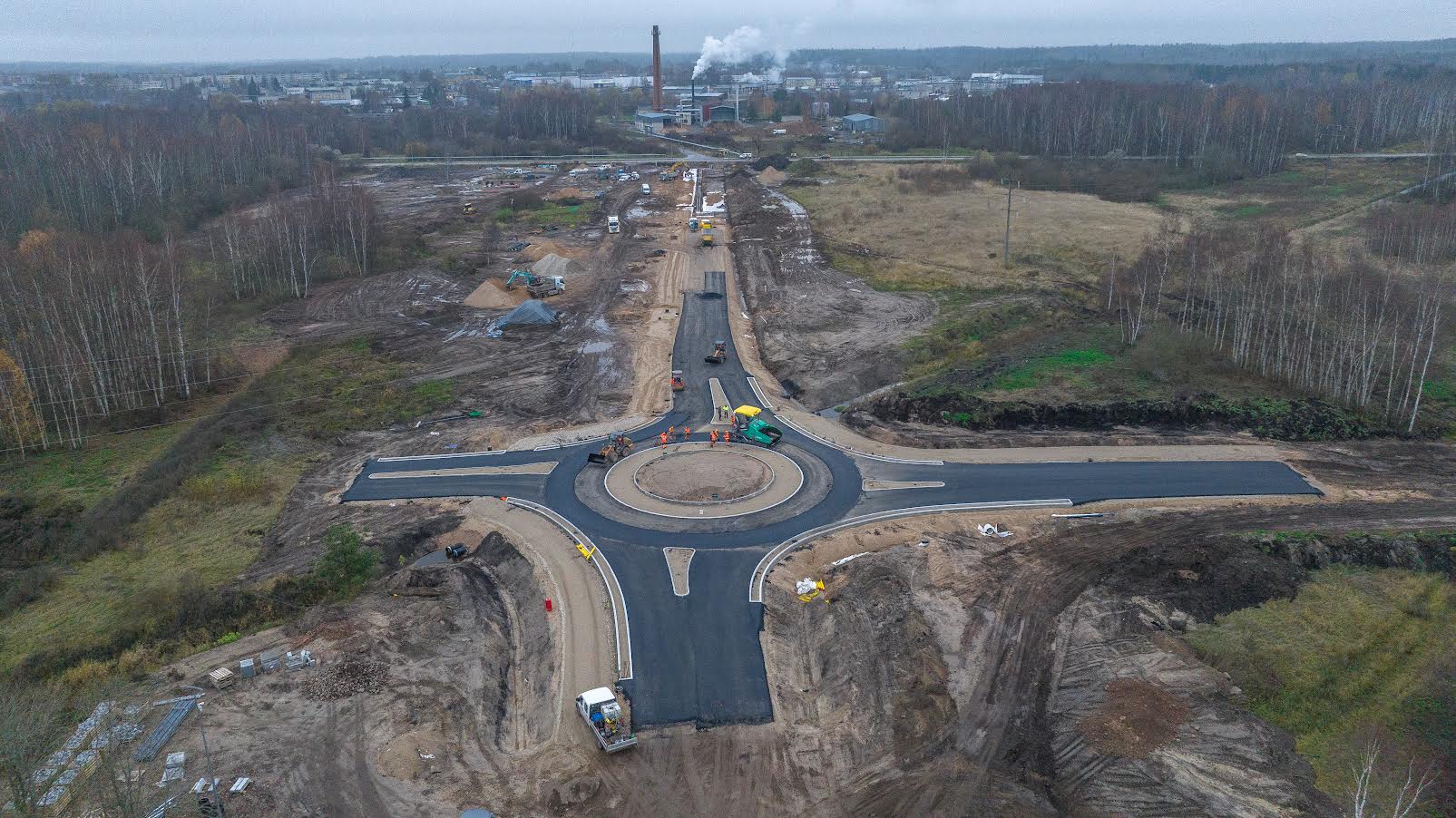 Võrusoo tööstusala areneb kiiresti- käivad asfalteerimistööd FOTOD: Aigar Nagel
