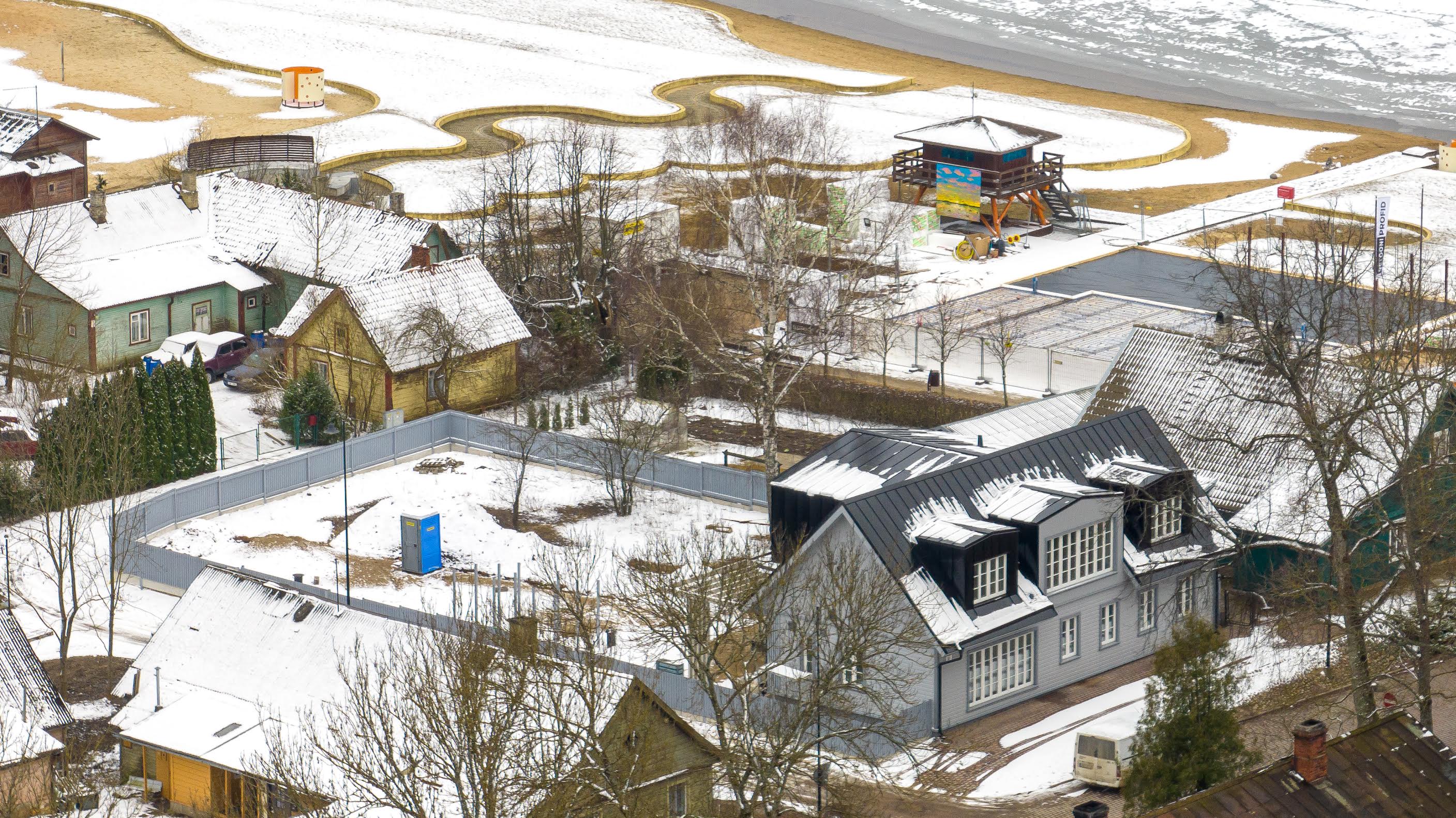 Arendaja lubab, et peagi võrokaid soojendama asuvaks suveks on Tartu 57 asuv ilusa väljanägemisega külalistemaja valmis. Foto: AIGAR NAGEL