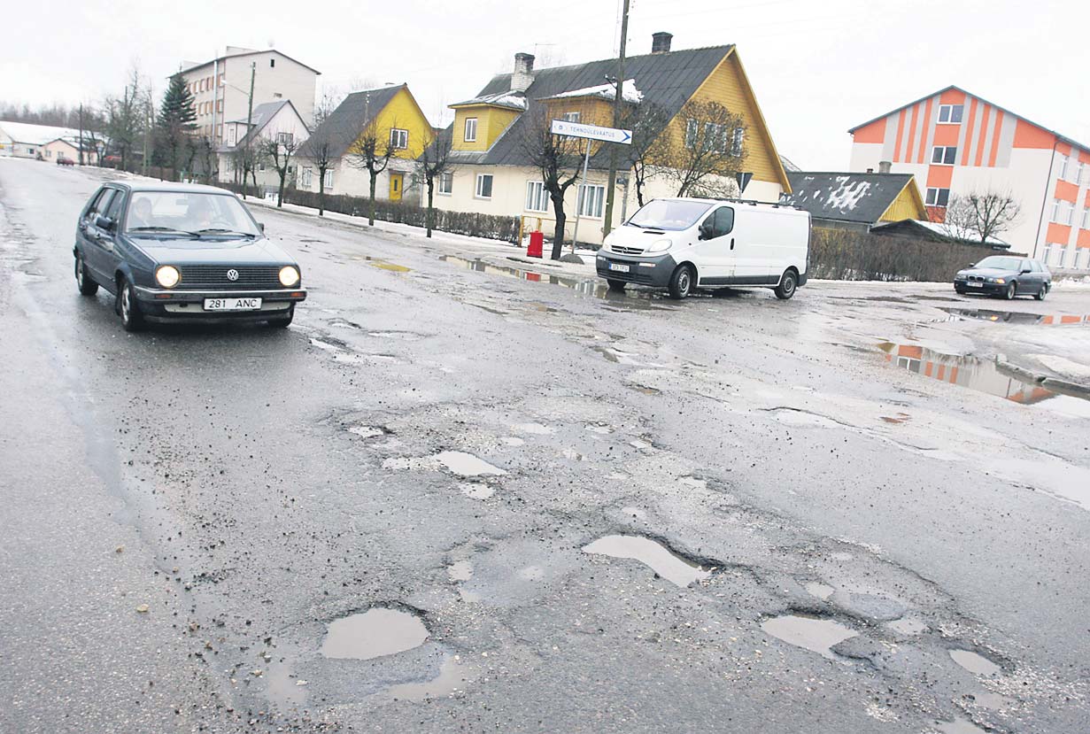 Võru linna tänavad: varsti pole enam, mida hooldada