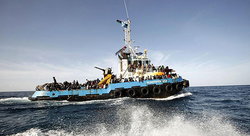 Põgenikelaev Vahemerel. 	  Foto: INTERNET
