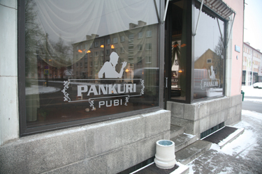 Pankuri Pubi avati Võru ajaloolises pangamajas poolteist kuud tagasi ja sellest kujunes linna üks esinduslikumaid lokaale.	Foto: INNO TÄHISMAA
