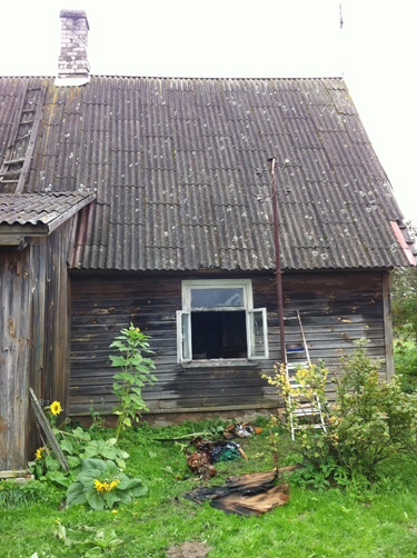 Pildil on näha nurgapealne tuba, mis sai põlengus kahjustada. Foto: INNO TÄHISMAA