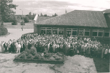 Vilistlaste kohtumine 2008. aastal Vana-Antslas.	 Foto: ERAKOGU