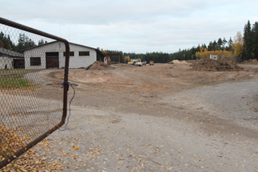 Üks pelletitehastest tuleb Järverre endise Järvere Karu saeveski territooriumile, kus käivad juba ehituse ettevalmistustööd. Foto: INNO TÄHISMAA