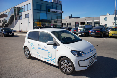 Elektri-Up Tallinnas Volkswageni esinduse juures  Foto: INNO TÄHISMAA