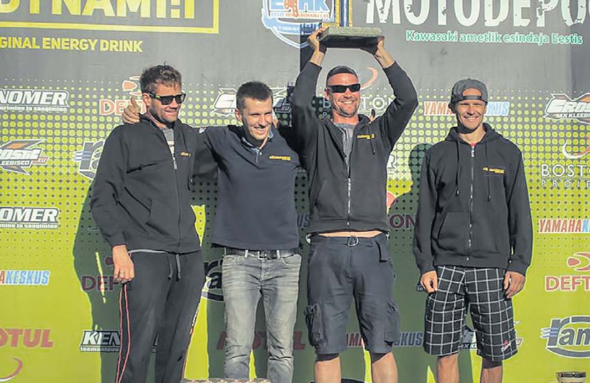 Vasakult Mart Meeru, Aigar Leok, Vaido Kalm, Jako Tsäko Sõmerpalu motoklubist. Foto: MOTOSTART PHOTOGRAPHY