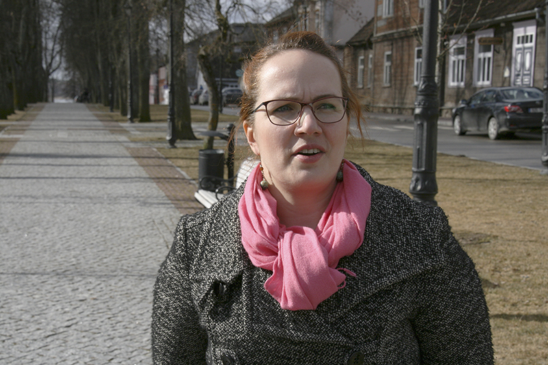 Kadri Kangro sõnul ei ole Eestis varem sellist kogemust sotsiaalteenuste korraldamisel, et hajaasustusega piirkonnas kaetakse kogu maakond ühe hankega.  Foto: TOMI SALUVEER