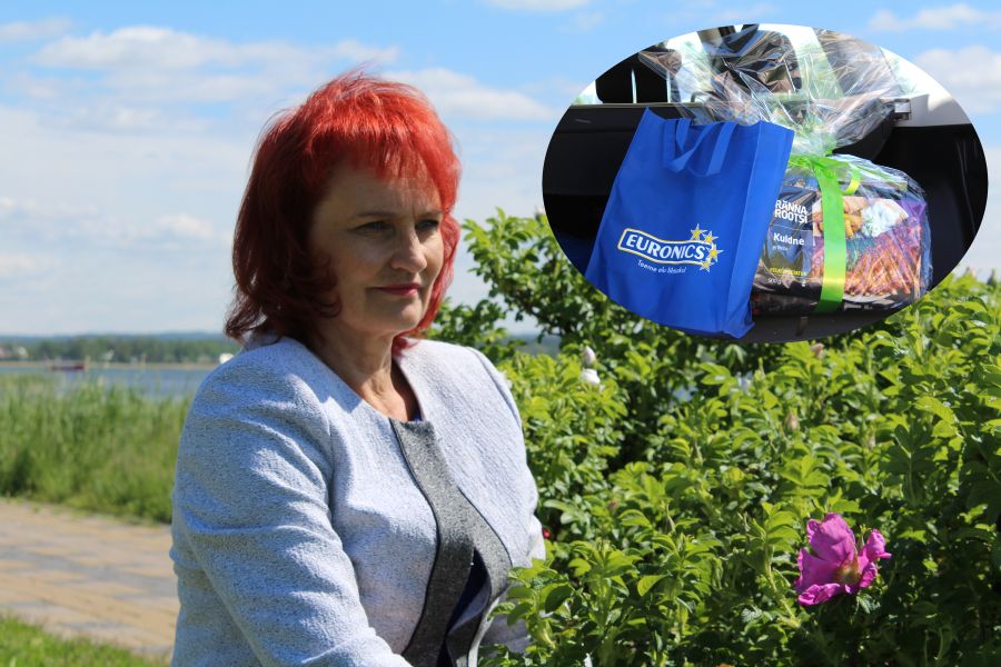 Perearst Agi Märdin tuulisel Tamula rannal, kus auhind sai üle antud. Fotod: AIGAR NAGEL