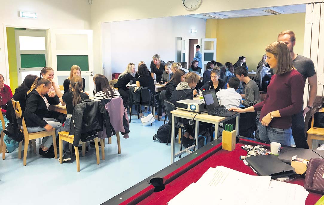 Eile toimus Võru noortekeskuses 48 osalejaga õpilasfirmade inspiratsioonipäev, mille korraldas endiseid õpilasfirmade tegijaid koondav vilistlasorganisatsioon JA Alumni Estonia. Foto: KADI ANNOM