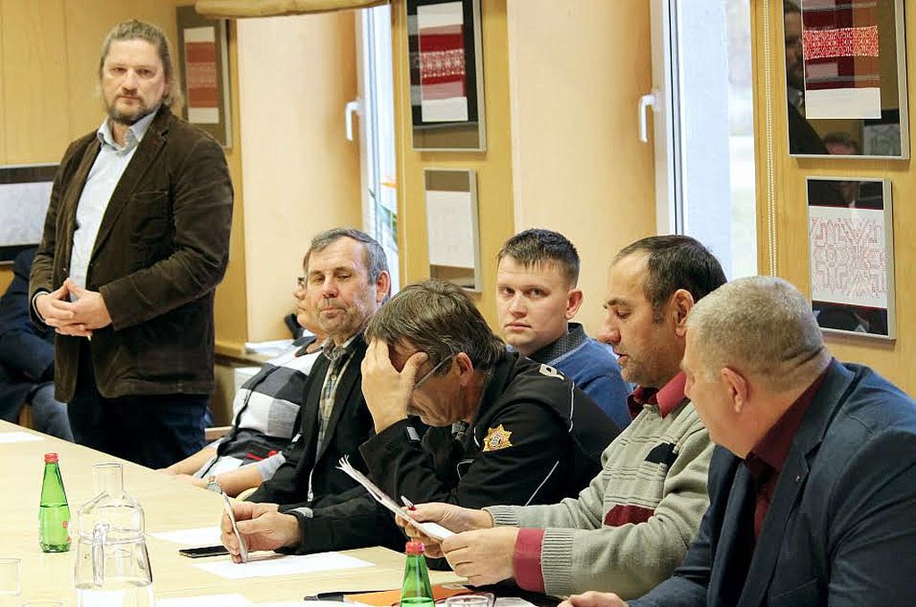 Fotol vasakult Rein Järvelill, Oleg Kostõgov, Imre Liivago, Raivo Kunst, Arno Vares ja Feliks Raudkett
