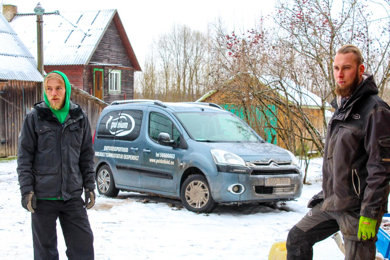 Tõrjet tegi Sander Adamson (paremal) firmast Puleium. Fotod: AIGAR NAGEL