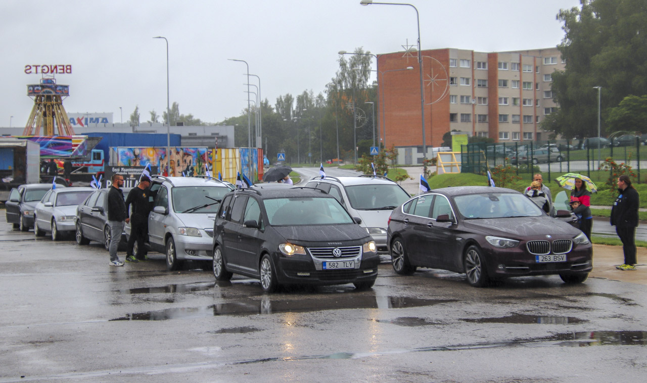 Aktsioonil "Kõik koos- nõuame poliitilist vastutust" on leige osavõtt FOTOD: Aigar Nagel Aktsioonil "Kõik koos- nõuame poliitilist vastutust" on leige osavõtt FOTOD: Aigar Nagel