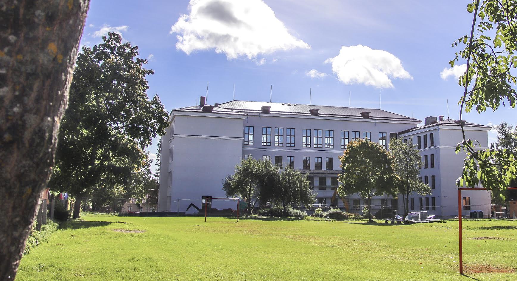 Pildil vaade Võru Kesklinna kooli sisehoovist  Foto: AIGAR NAGEL