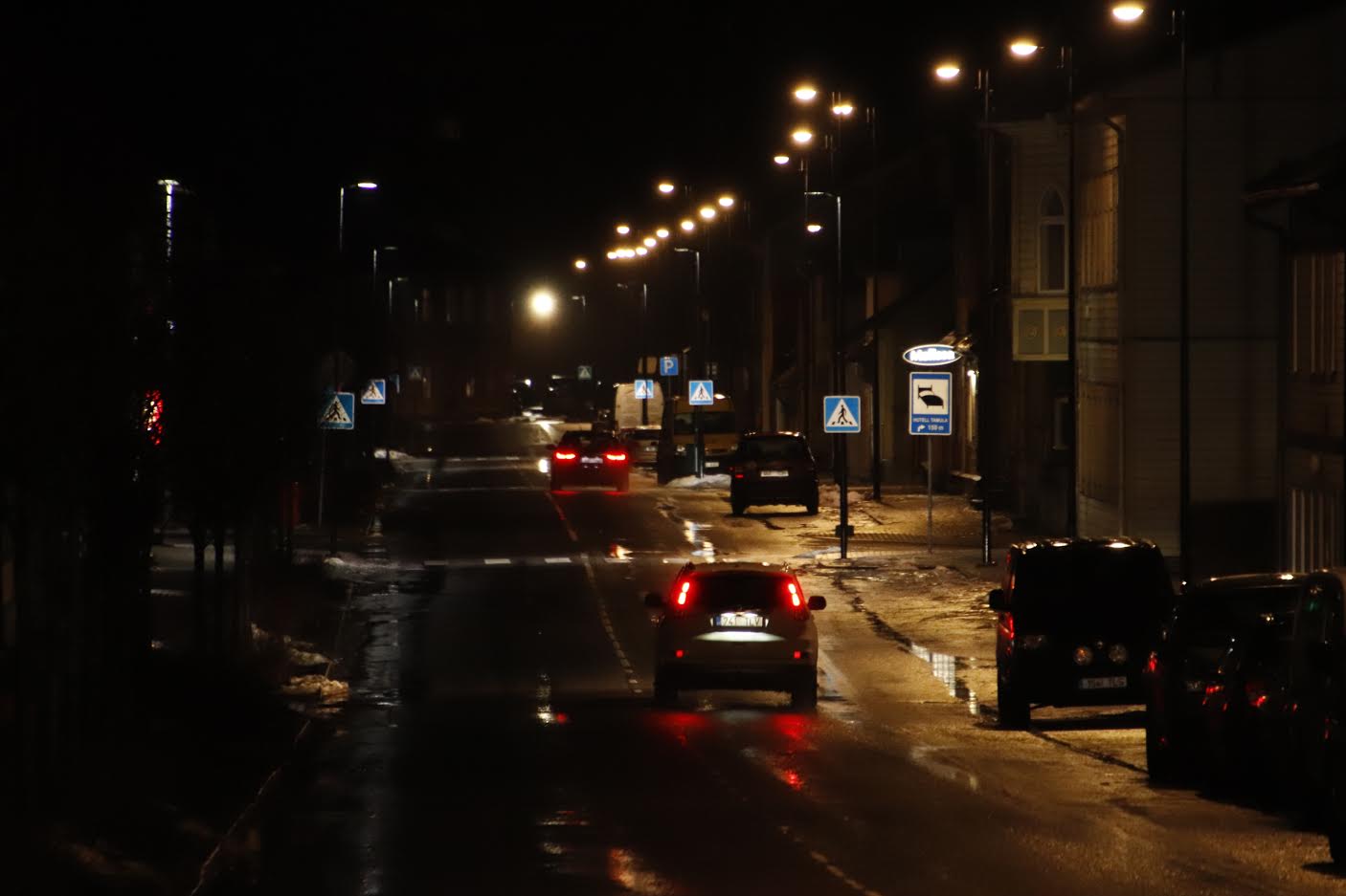 Kreutzwaldi tänaval on valgustus õnneks ilusti toiminud. Foto: AIGAR NAGEL