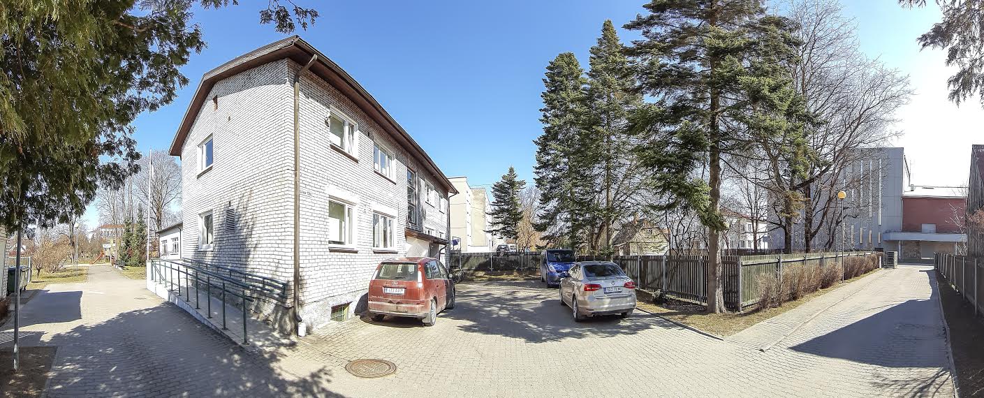 TÜ Kliinikumi Lastefond on toetanud Võrus Liiva tänaval asuva Järve kooli hoiukodu avamist 2014. aastal. 2015. aastal soetati Lastefondi abiga Järve kooli hoiukodusse funktsionaalne hooldusvoodi ja aspiraator. Fotod: AIGAR NAGEL