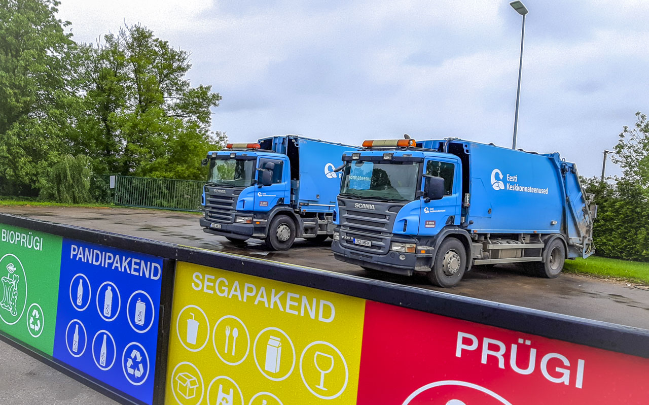 Jäätmeveohindade muutused puudutavad paljusid maakonna elanikke, kuid miskipärast jääb AS Eesti Keskkonnateenused hinnamuutuse põhjuste selgitamisel napisõnaliseks. Foto: AIGAR NAGEL Jäätmeveohindade muutused puudutavad paljusid maakonna elanikke, kuid miskipärast jääb AS Eesti Keskkonnateenused hinnamuutuse põhjuste selgitamisel napisõnaliseks. Foto: AIGAR NAGEL