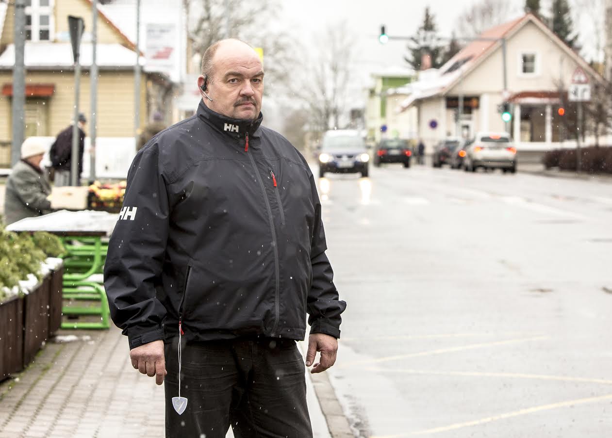 Võrumaa autokooli õpetajat Raul Kella kirjeldavad koostööpartnerid kui väga paindlikku ja koostöövalmis inimest. Foto: AIGAR NAGEL