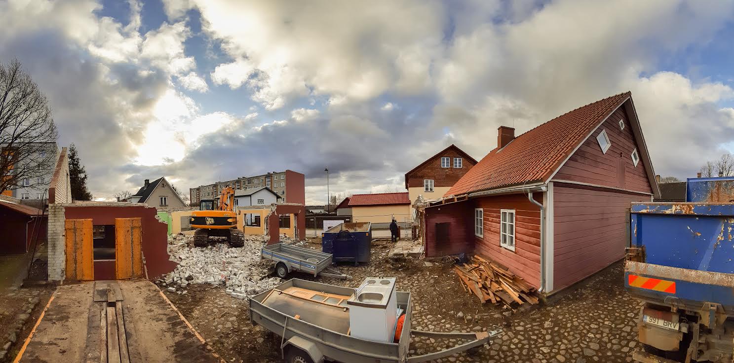 Erivajadustega klientidele rajatava kodukompleksi ehitajaks on OÜ Semuehitus. Ehitushankes osales neli ettevõtet. FOTO: Aigar Nagel