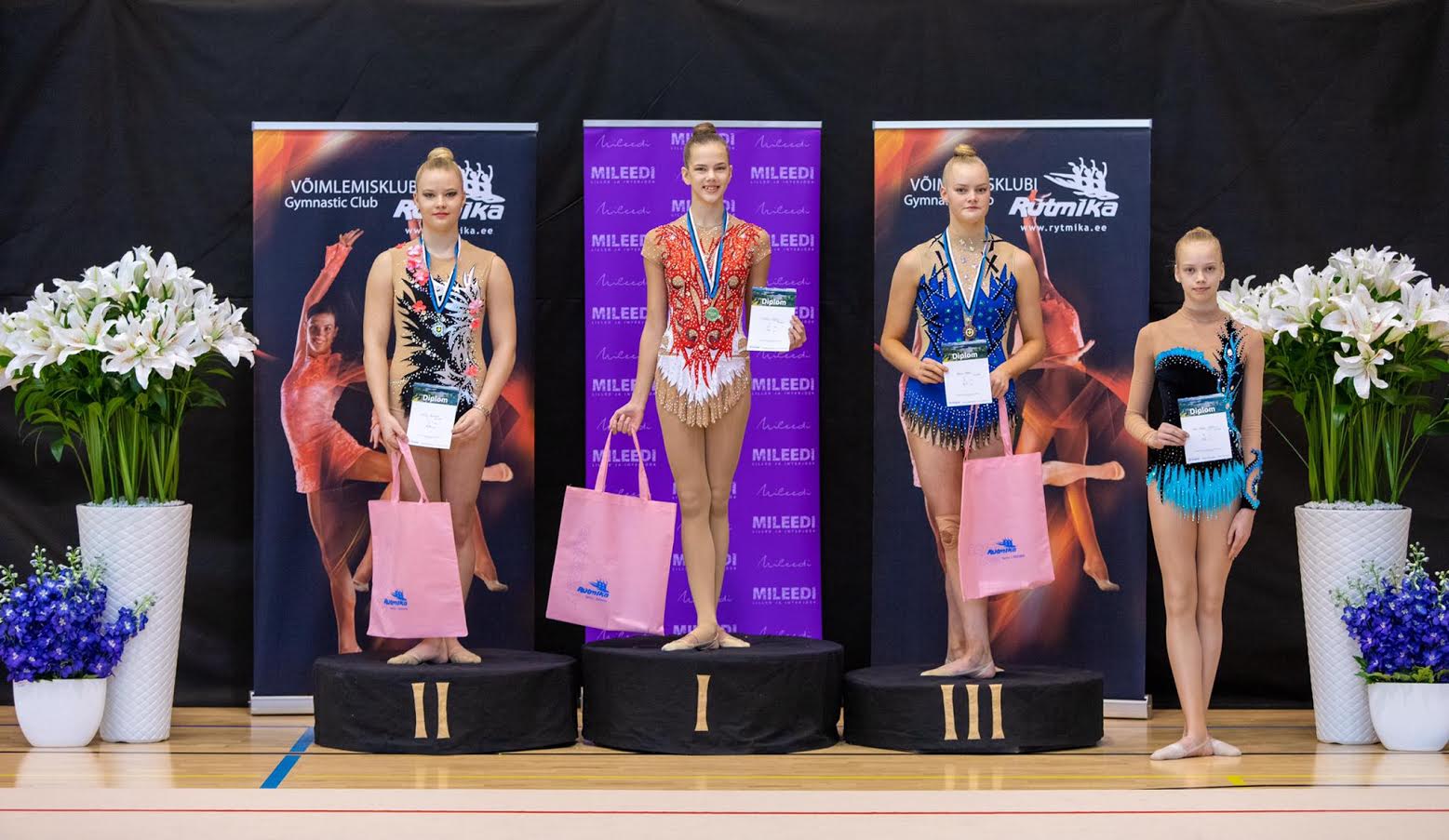 Sireliis Viiberg saavutas Otepää lahtistel meistrivõistlustel seni kõrgeima koha B-grupi iluvõimlejate individuaalarvestuses. Foto: KADRI ROHTMETS Sireliis Viiberg saavutas Otepää lahtistel meistrivõistlustel seni kõrgeima koha B-grupi iluvõimlejate individuaalarvestuses. Foto: KADRI ROHTMETS
