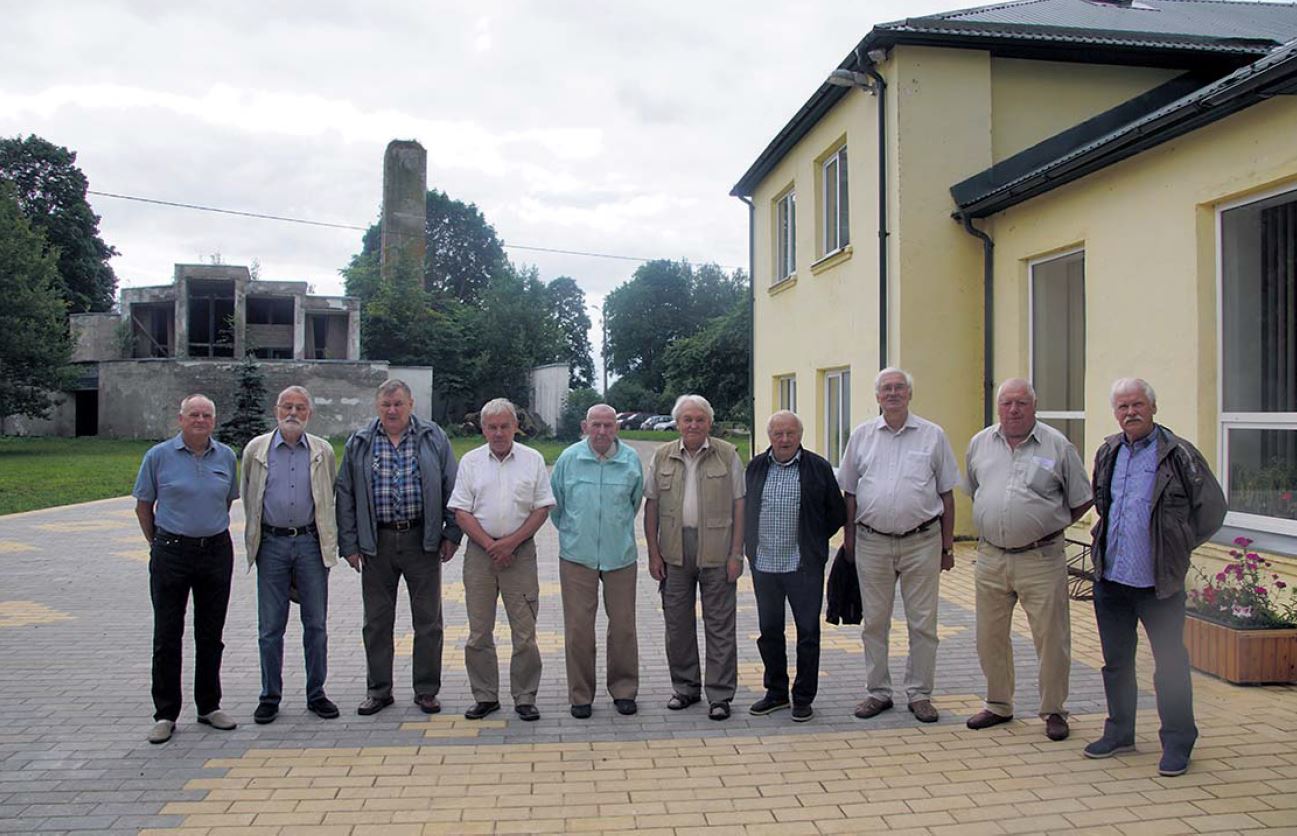 Tsoorus said kokku kümme endist Võrumaa põllumajandusjuhti. Foto: ERAKOGU