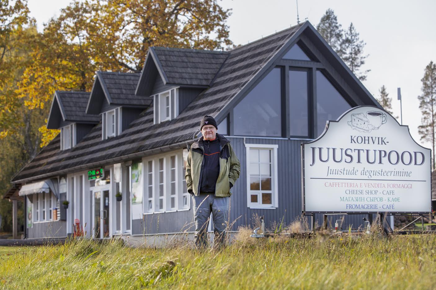 Metsavenna talu peremees Meelis Mõttus esitas oktoobri alguses veterinaar- ja toiduametile mahemärgi taotlemiseks vajalikud dokumendid. Foto: AIGAR NAGEL