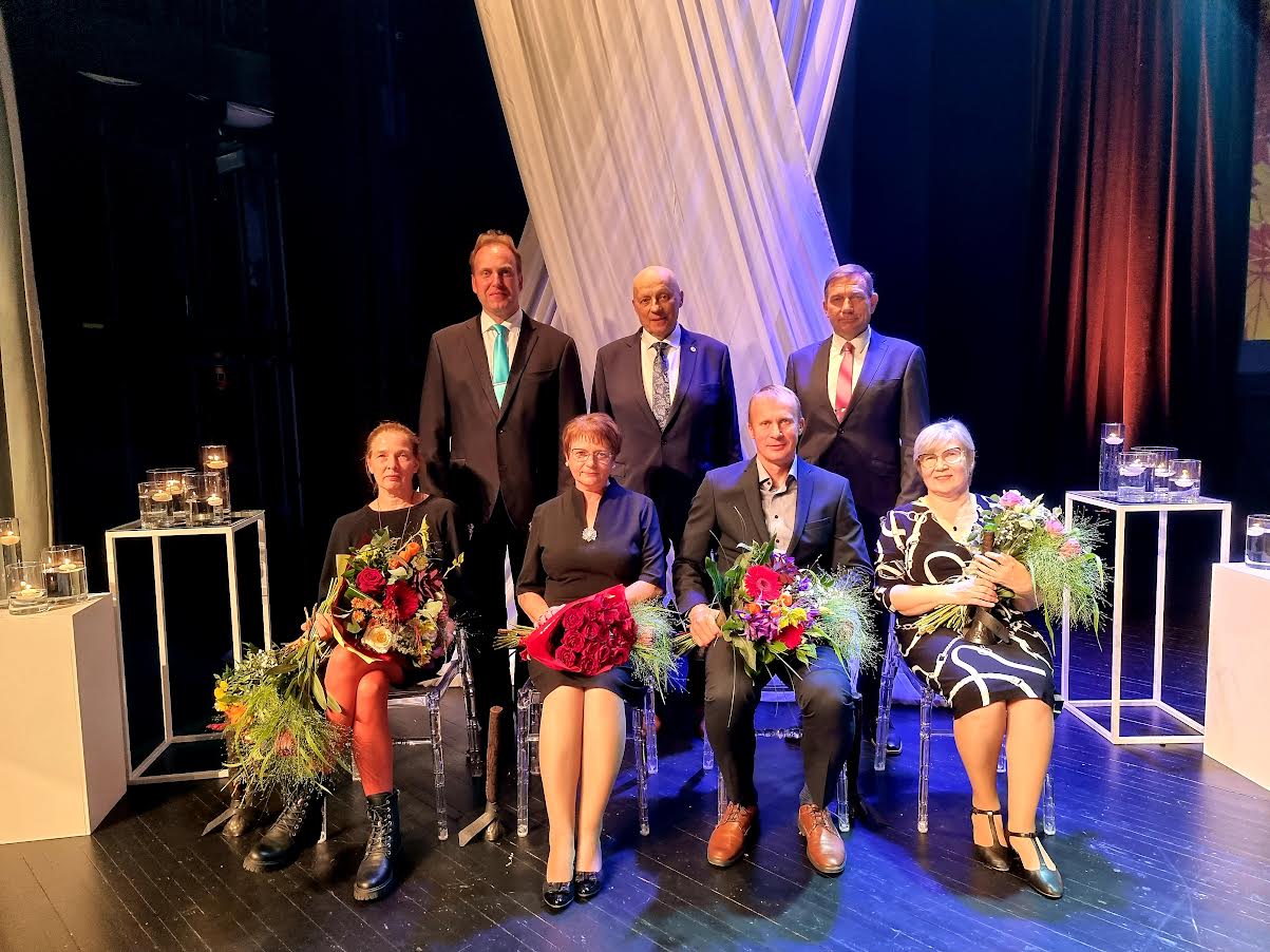 Anti Allas, Ülo Tulik, Sixten Sild, Tiina Suumann, Kadri Paulus, Priit Narusk, Ulvi Kruus.