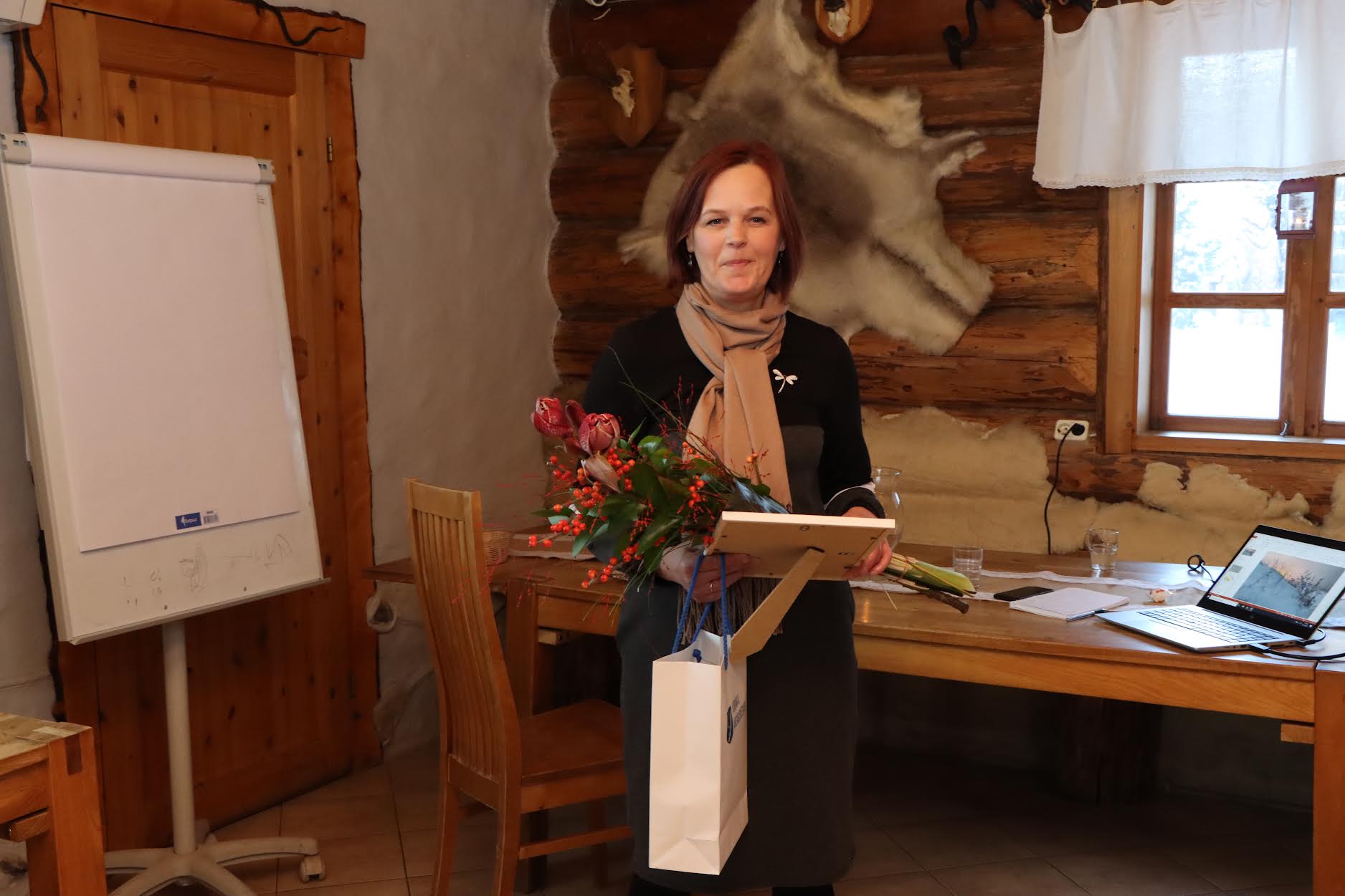 Võrumaa  2021. aasta  tegusaim  kodanik Sirje  Pärnapuu. Fotod:  BIRGIT PETTAI