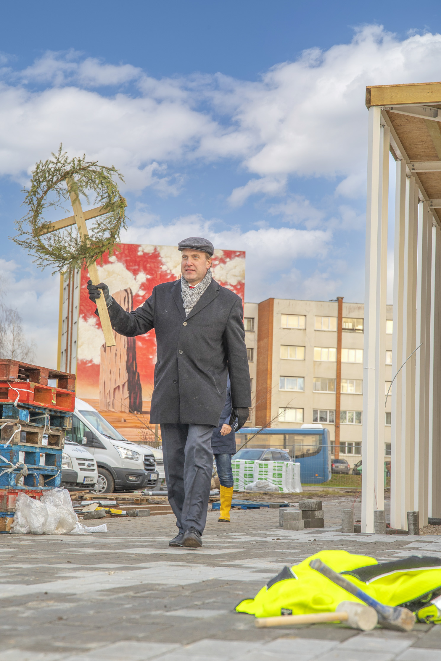 Sarikapärja tõi alla Võru linnapea Anti Allas. Fotod: AIGAR NAGEL