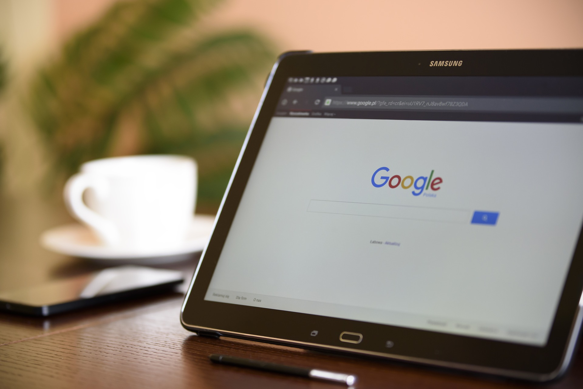 Eestlased maksavad interneti eest jätkuvalt naabritest enam Eestlased maksavad interneti eest jätkuvalt naabritest enam