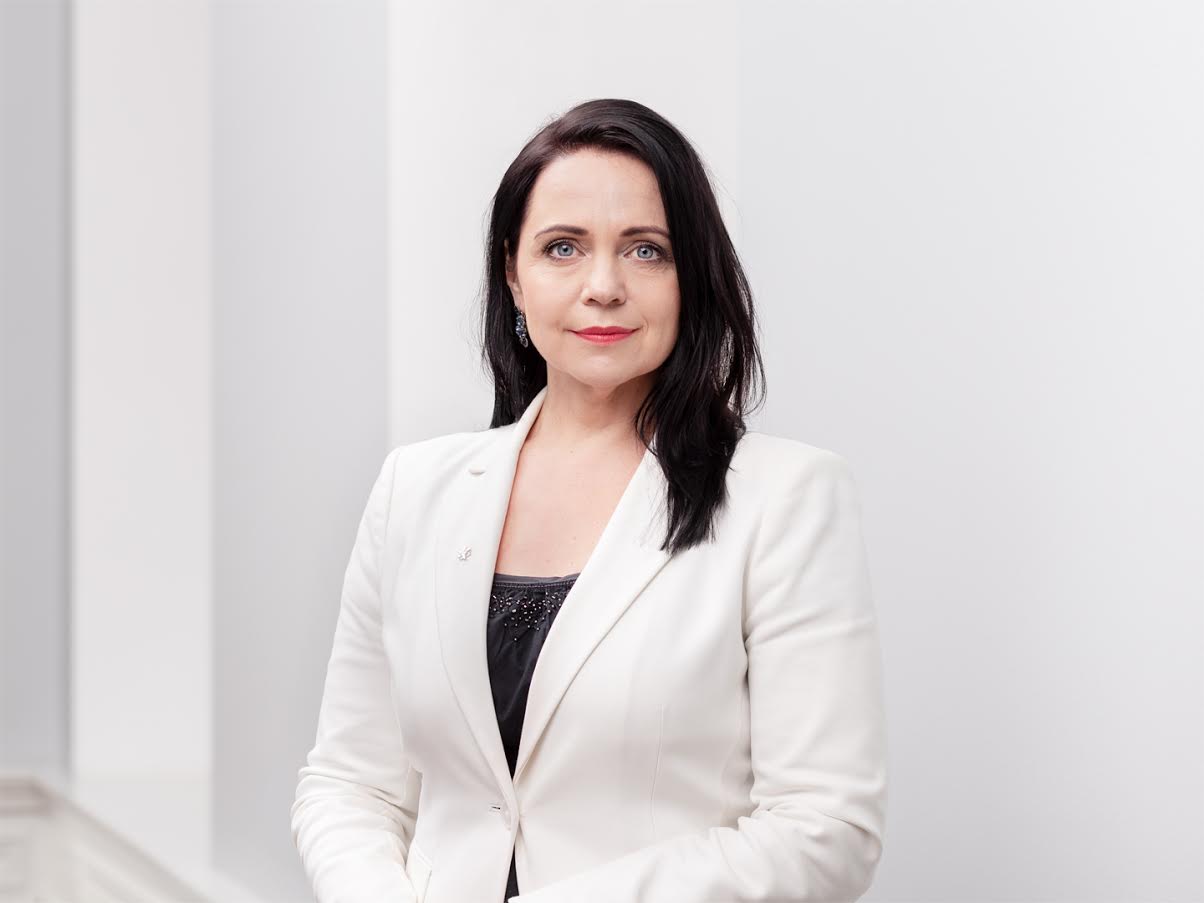 Võru juurtega Anneli Ott. Foto: RIIGIKANTSELEI