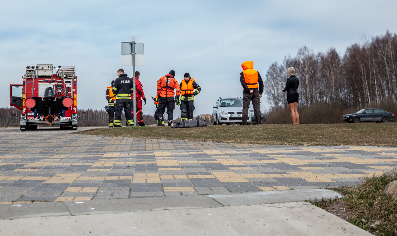Võru päästekomando uus päästepaat sai esimest korda vette FOTOD: Aigar Nagel
