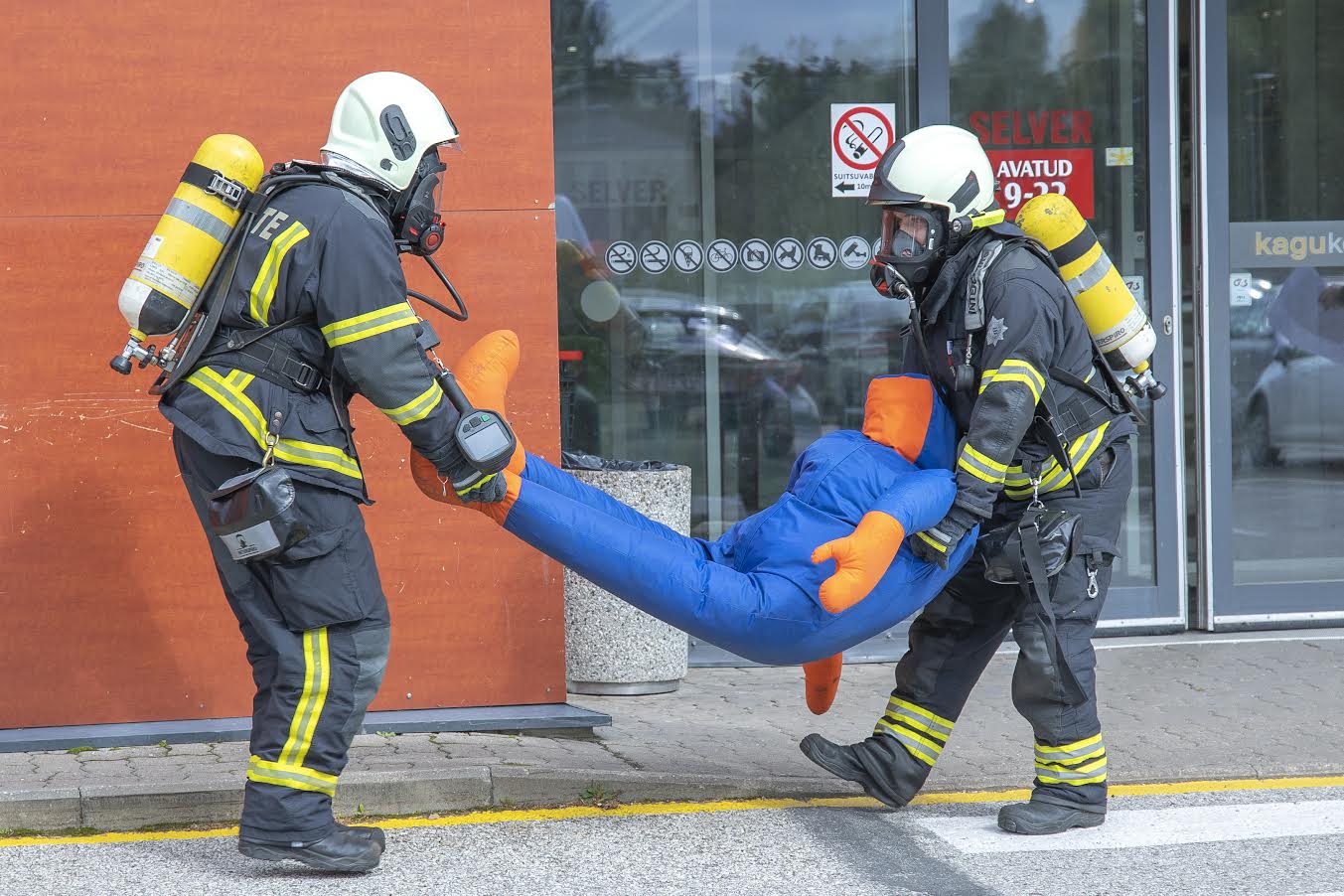 Õppustel kasutati nii topiseid kui ka päris kannatanuid. Fotod: AIGAR NAGEL