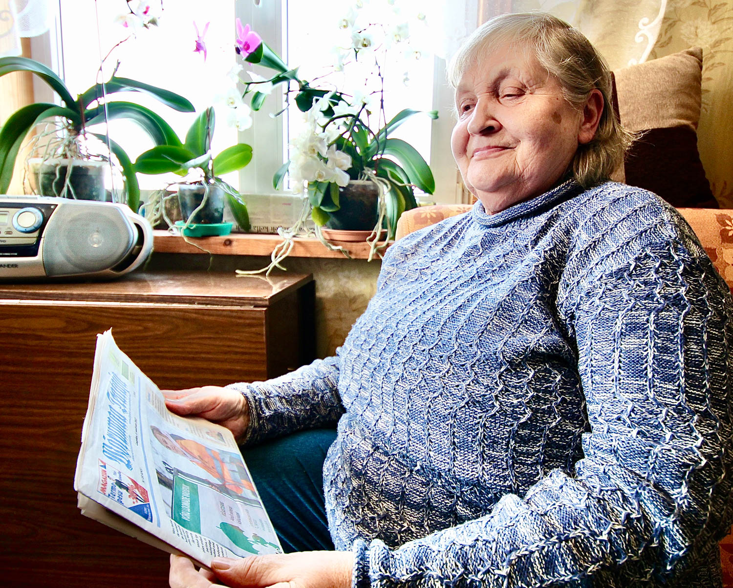 Kolmekordsel vanaemal Urve Pihlal on elus tulnud teha erinevaid töid, kuid kõige pikemalt, ligi kolmkümmend aastat oli ta müüja ja mõned aastad lasteaias. Fotod: KALEV ANNOM