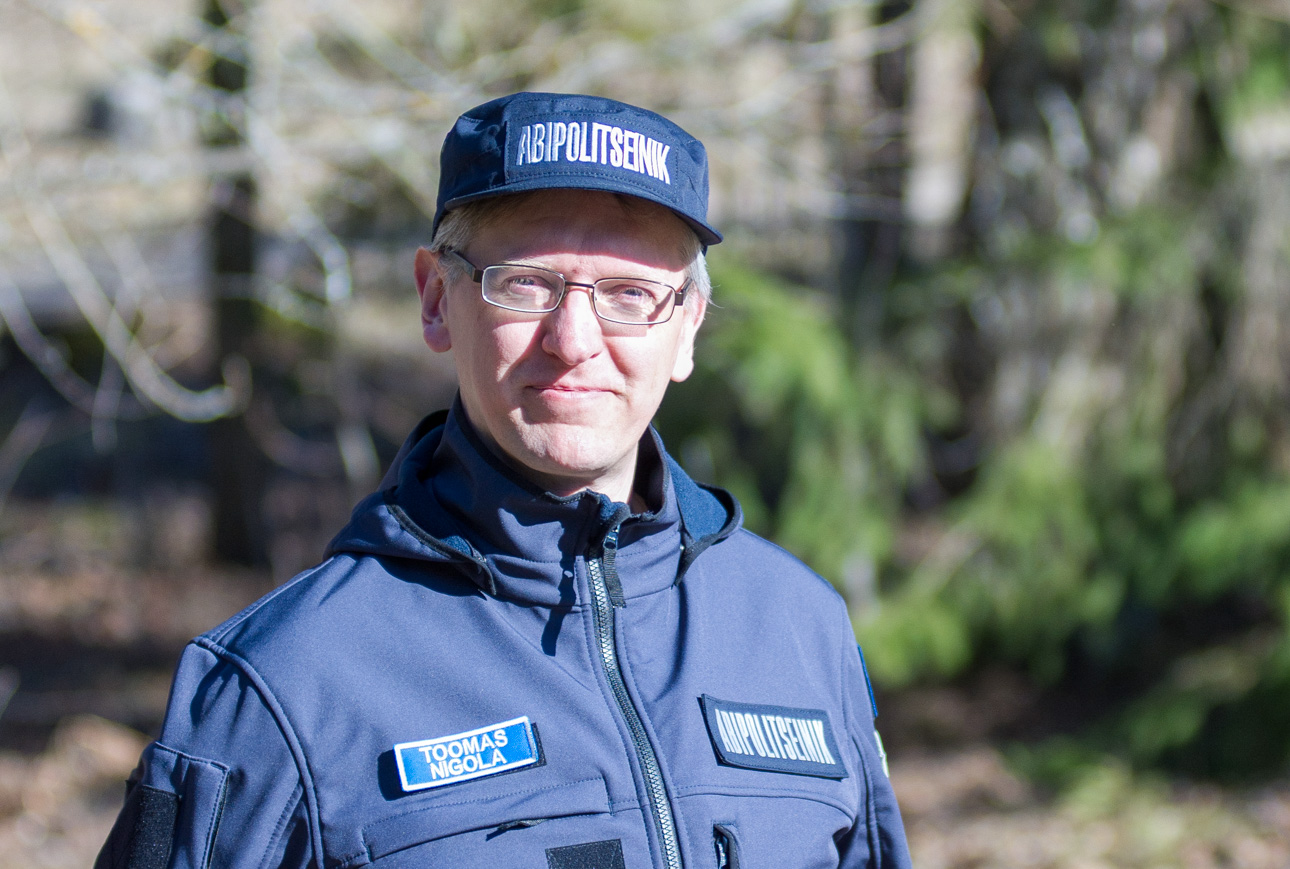 Põlva koguduse juhi Toomas Nigola jaoks seostub tema priitahtliku korrakaitsja töö vastutustunde ja positiivsete emotsioonidega. Foto: ERAKOGU