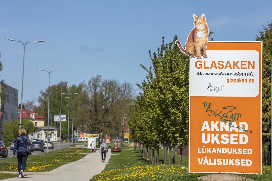 Võru linnapilti rikastavad mitmesugused soovimatud kunstiteosed. Foto: AIGAR NAGEL