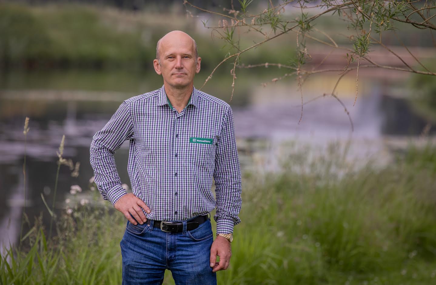 Võrumaa metsaühistu tegevjuht Erki Sok toonitab, et tuleohtlikul ajal on isegi selleks ettenähtud kohtades ja veekogude ligidal lõkke tegemine äärmiselt riskantne tegevus. Foto: AIGAR NAGEL