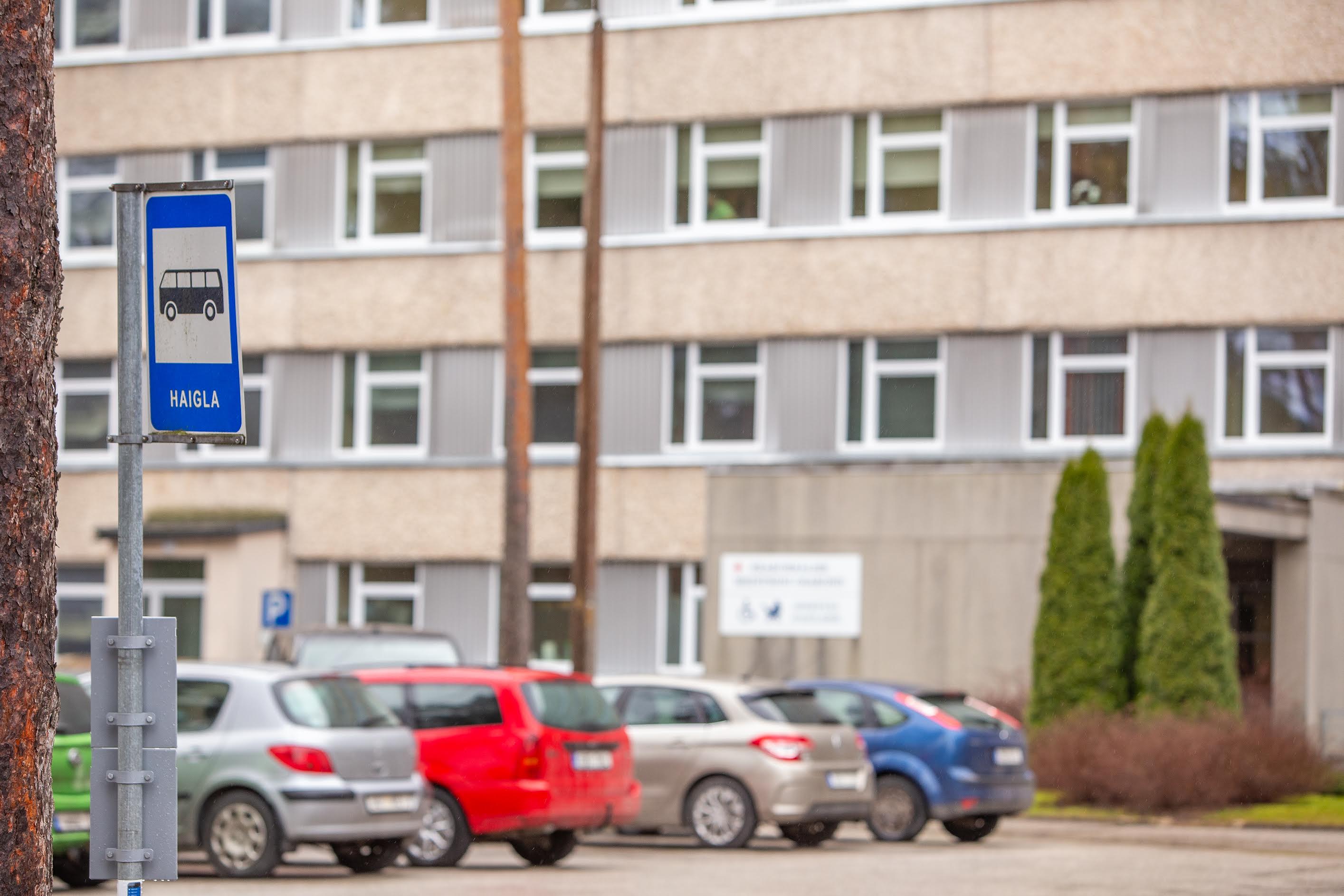 Toimetusele teadaolevalt oli esmaspäeva hommikul buss, mille roolist napsutanud juht tabati, teel Lõuna-Eesti haigla peatusesse. Foto: AIGAR NAGEL