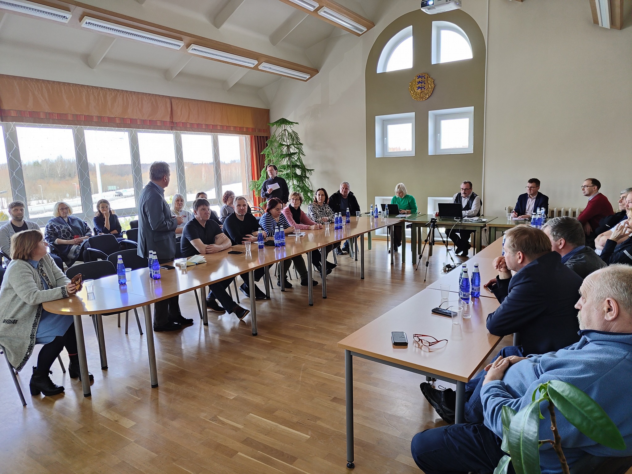Fotol: Võru vallavolikogu märtsikuu istung vallamajas. Foto: Birgit Pettai Fotol: Võru vallavolikogu märtsikuu istung vallamajas. Foto: Birgit Pettai