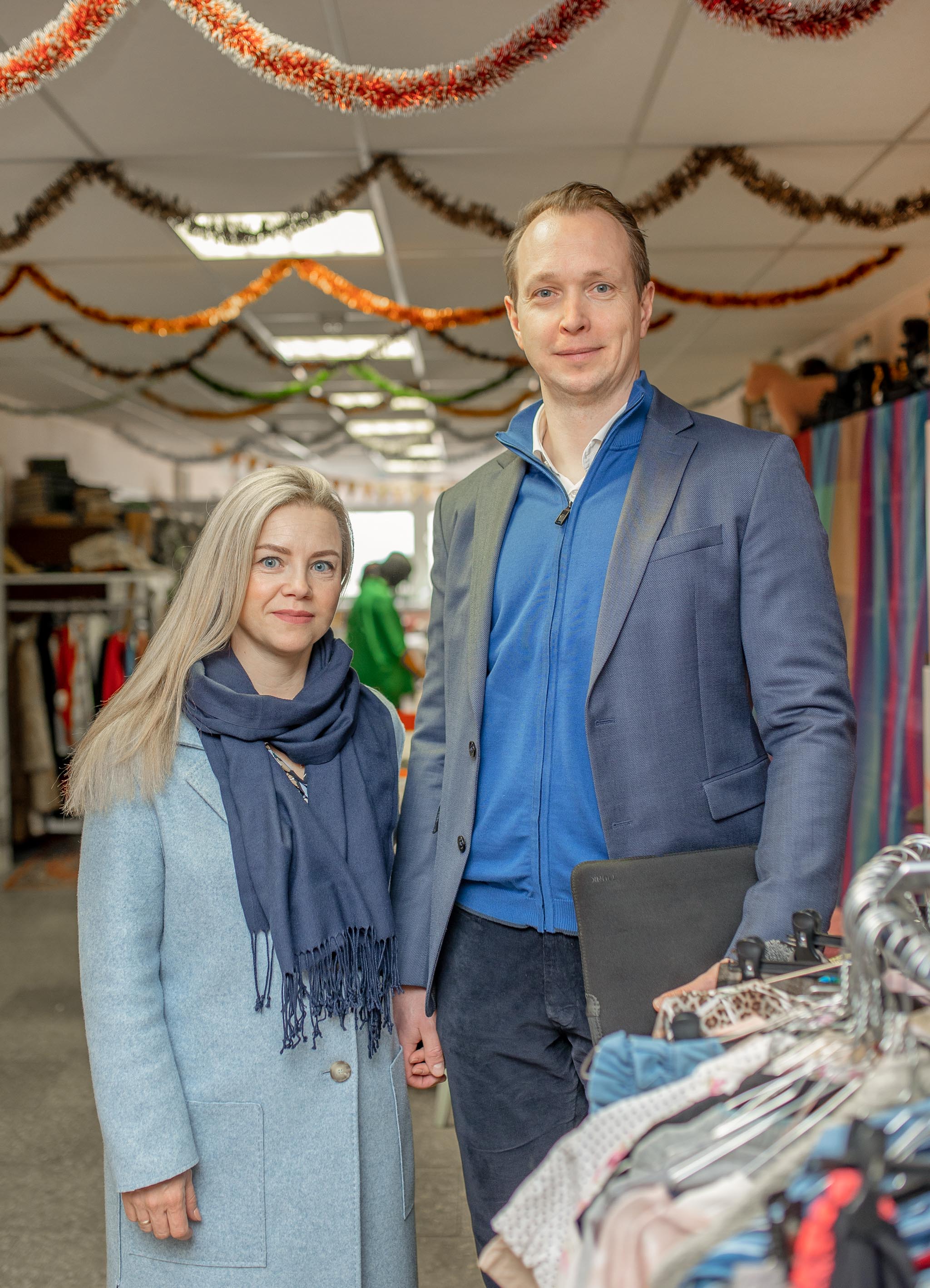 Eesti esimese eraalgatusliku vähiravifondi Kingitud Elu asutaja ja eestvedaja Toivo Tänavsuu koos  abikaasa Kleelia Keizars-Tänavsuuga enne kohtumist Saagu Parema vabatahtlikega. Foto: AIGAR NAGEL