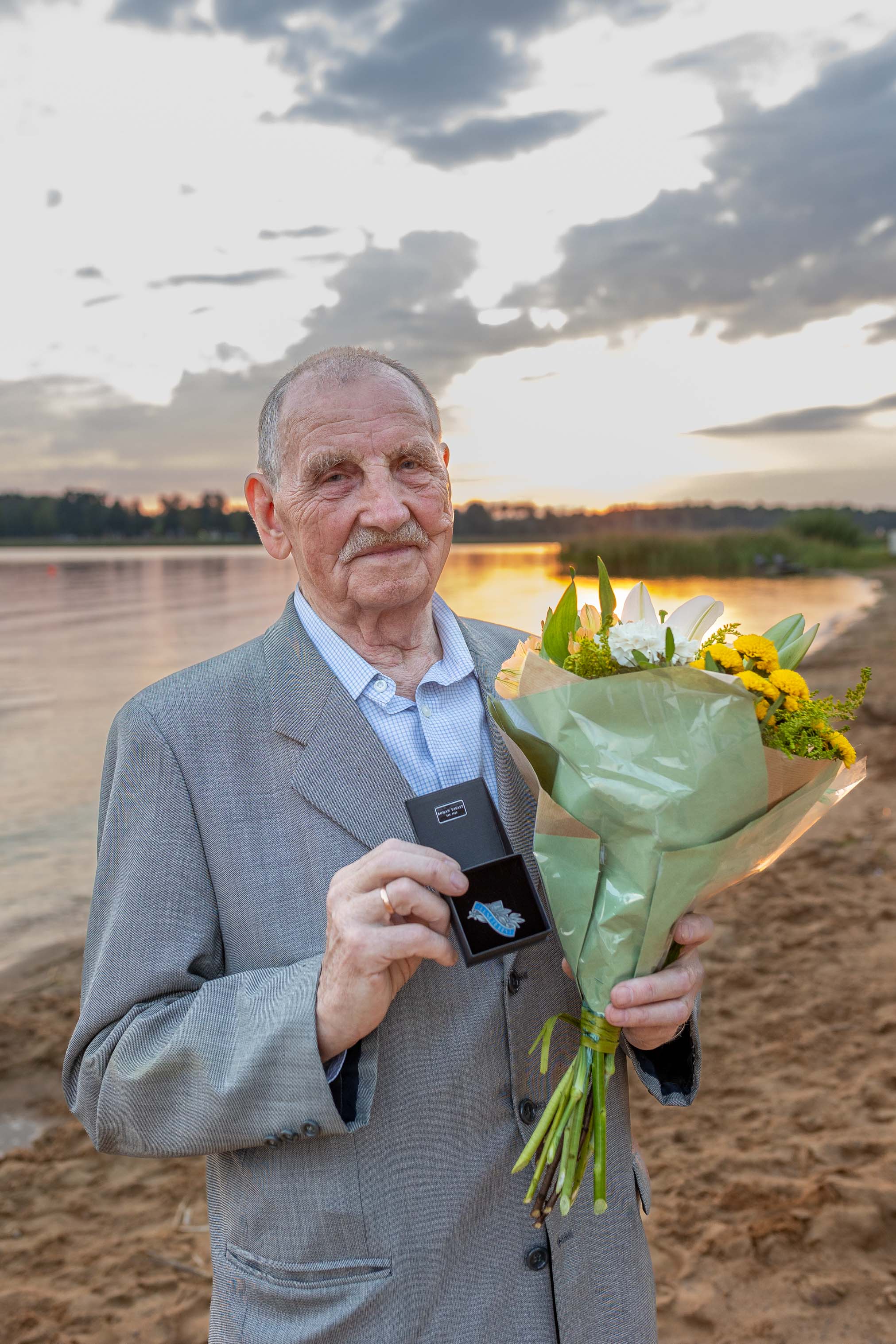 Võru linna 2023 teenetemärgi pälvis staažikas omavalitsustegelane Tõnu Anton. FOTO: Aigar Nagel