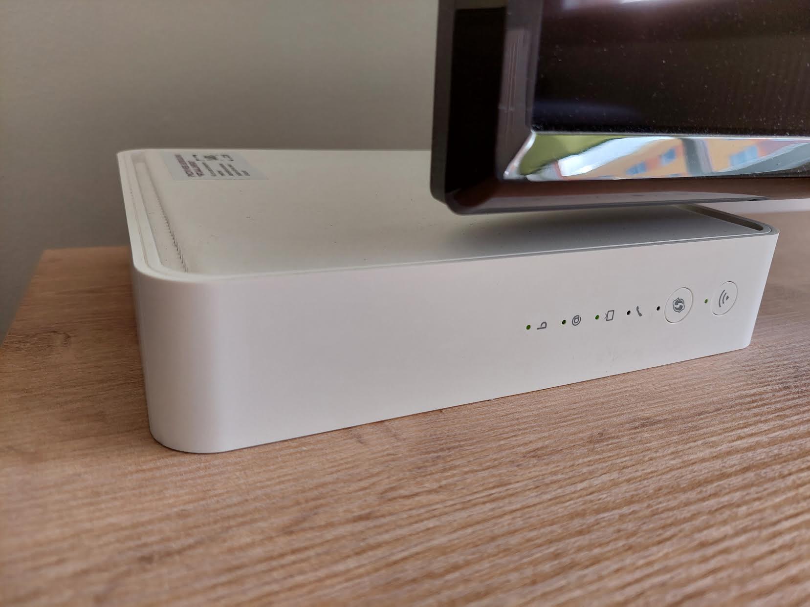 Kiire interneti ihalejal on vaja üle vaadata oma WiFi ruuteri võimekus, kiiruse lisamisel on abi Mesh-ruuterist. Foto: STEN SANG