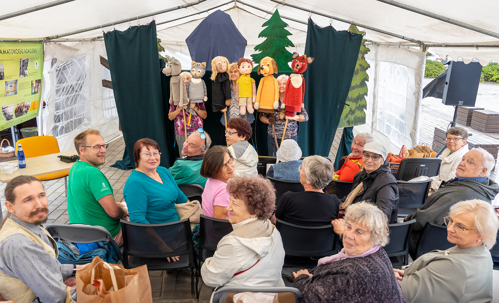 Raamatukogu kolis sisuka programmiga kesklinna parki FOTO: Aigar Nagel