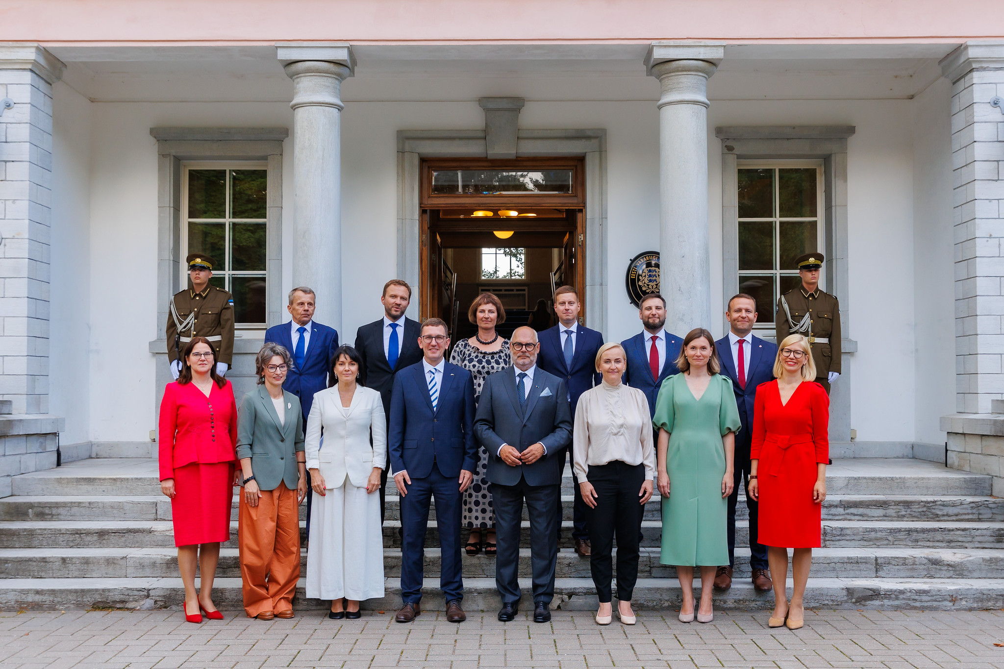 President Alar Karis kinnitas uue valitsuse ametisse FOTO: Arno Mikkor