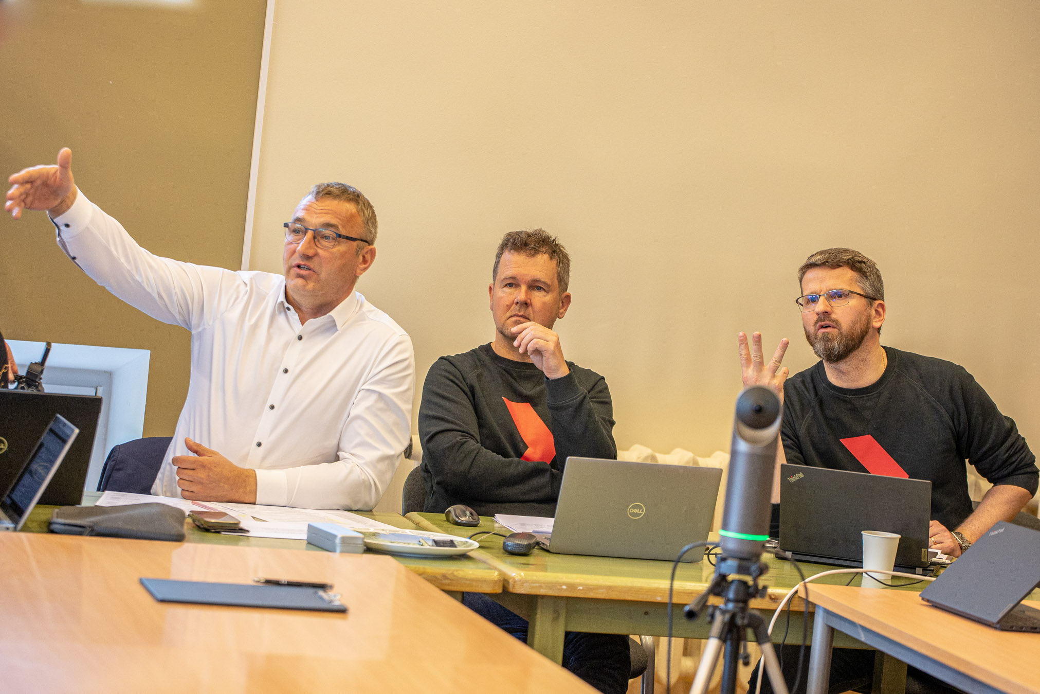 Kriisiõppuse staabijuht Kalvi Kõva, asetäitja Kalmer Puusepp ning mängujuht Marius Kupper. FOTOD: Aigar Nagel