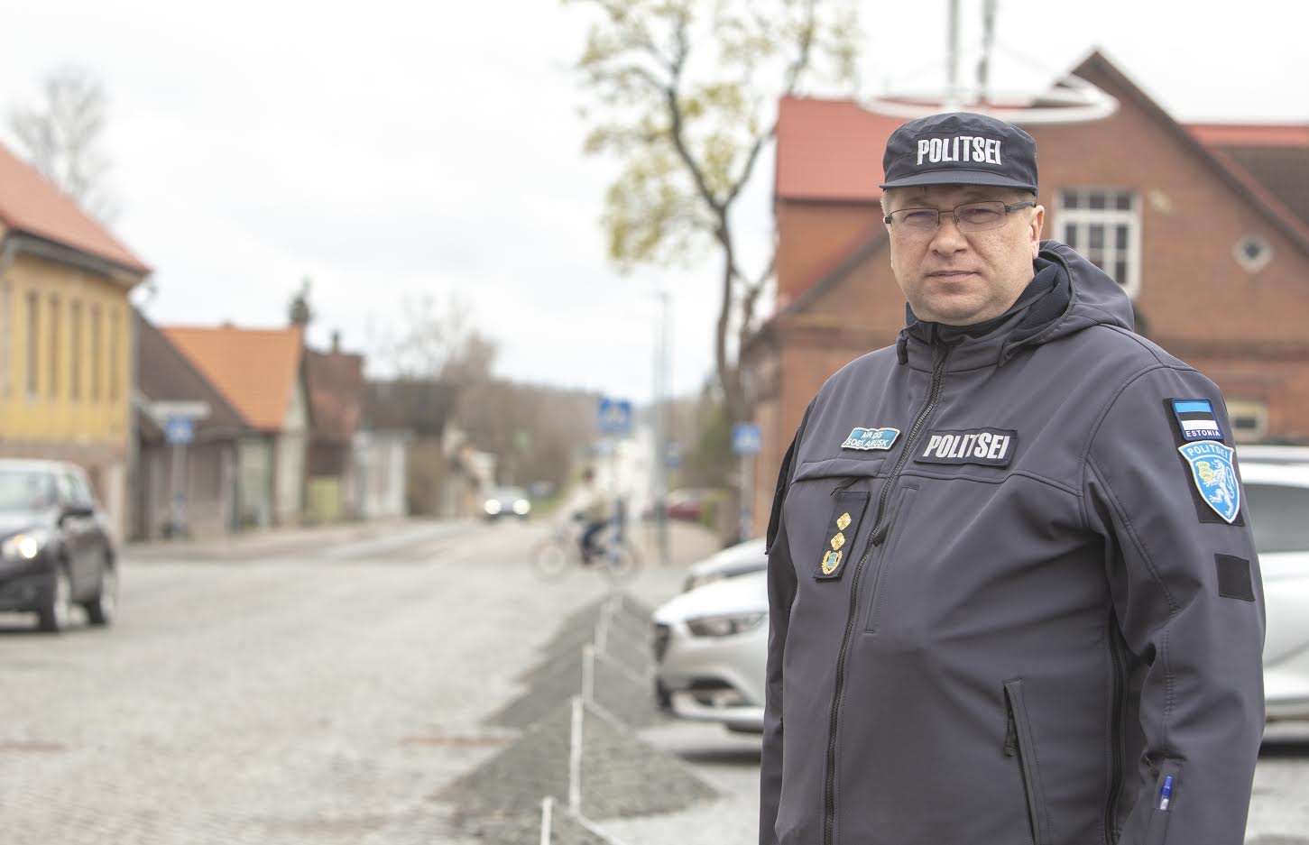 Autorooli istudes peab juht tunnetama, et tema on jalakäijaga võrreldes suurema ohu allikas ning oma käitumist vastavalt kohandama. See kipub nii mõnelgi sohvril aga tihti ära unuma. Foto: AIGAR NAGEL