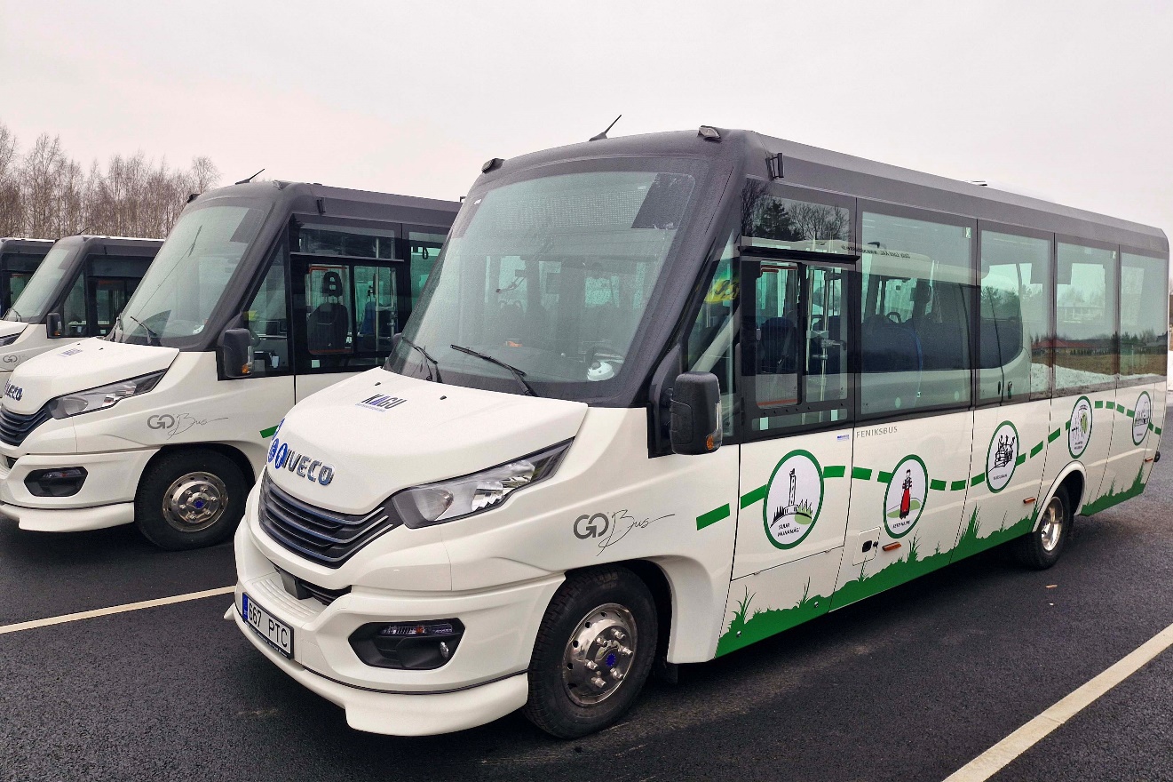 Põlva- ja Võrumaa busside väliskujundus. Foto Ramses Riive