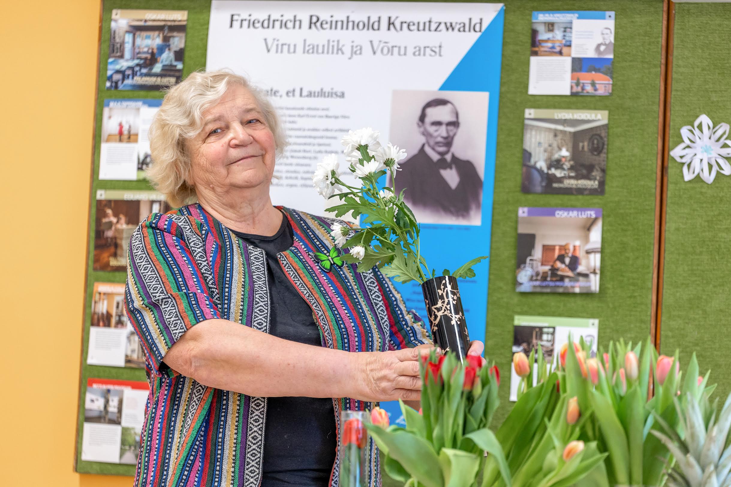 Võru Kreutzwaldi kooli logopeed, eesti keele ja kirjanduse õpetaja Helena Linnamäe utsitab lapsi eesti keelest igal moel lugu pidama. Foto AIGAR NAGEL