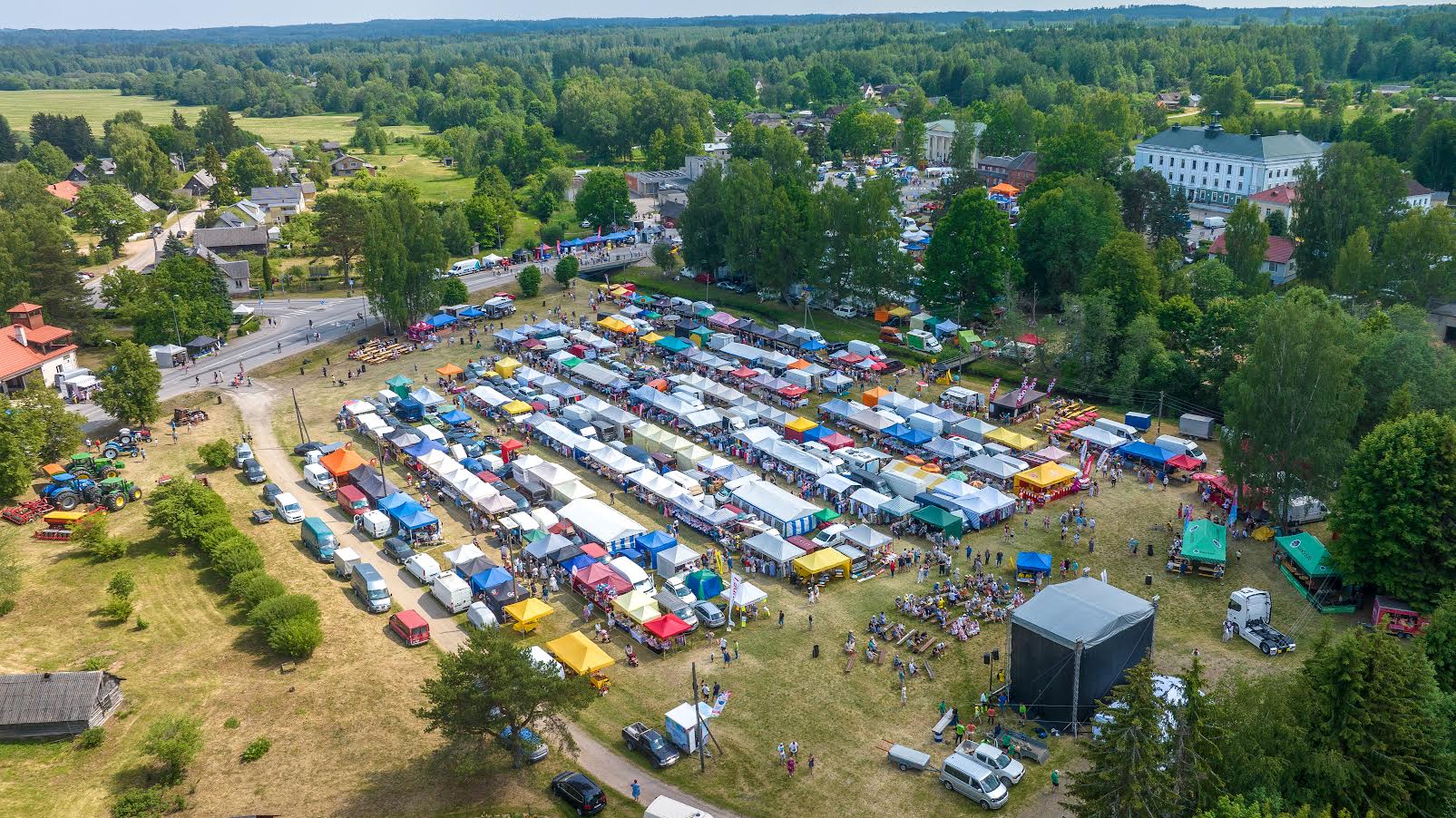 Maarahva laat 2023. aastal, mil laat toimus viimast korda kahepäevasena. Foto: Aigar Nagel