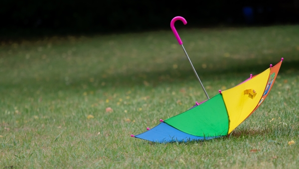 Vihmane suvi pani inimesed vihmakeepe ning kummikuid ostma