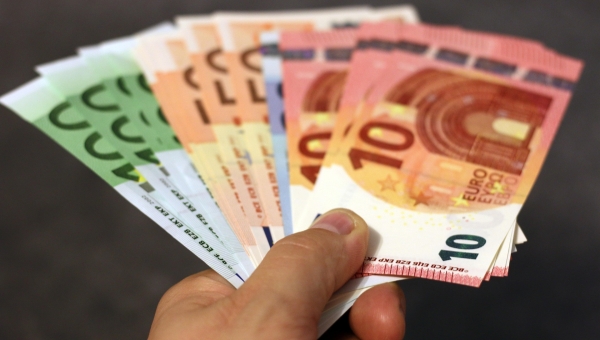 Esimese poolaasta maksulaekumine kasvas 7,5 miljardi euroni